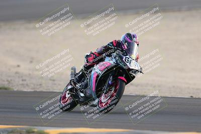 media/Sep-24-2022-CVMA (Sat) [[a45f954247]]/Race 15 500 Supersport-350 Supersport/